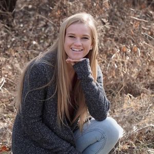 Meet your Posher, Emilie